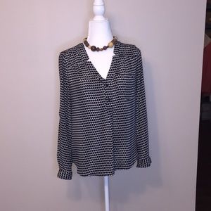 Candies Grey/Black/White Zigzag Print Blouse sz M